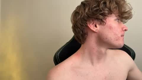 gucciboi4 online show from January 18, 4:55 pm