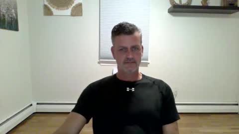 Snapshot of gudguy2025 chatting on October 1, 12:49 am gudguy2025 online show from October 1, 12:49 am