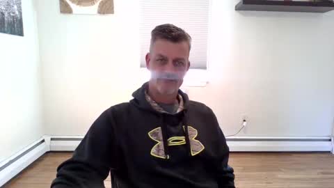 Snapshot of gudguy2025 chatting on October 10, 3:22 pm gudguy2025 online show from October 10, 3:22 pm