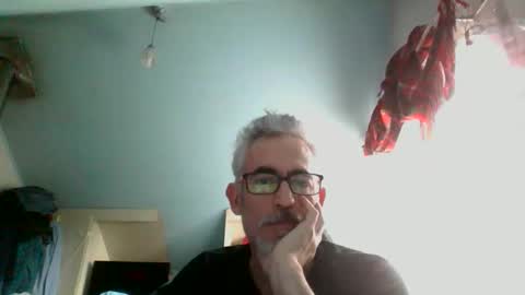 Snapshot of gudonoso chatting on December 16, 10:48 pm gudonoso online show from December 16, 10:48 pm