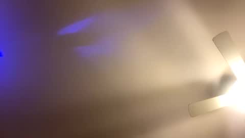 Snapshot of guerra938644 chatting on February 25, 1:39 pm BulgeAddiction online show from February 25, 1:39 pm