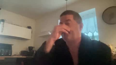 guil0 online show from September 24, 9:34 am