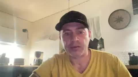 guil0 online show from January 7, 11:51 pm