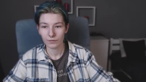 guitarandangell online show from October 25, 3:36 am