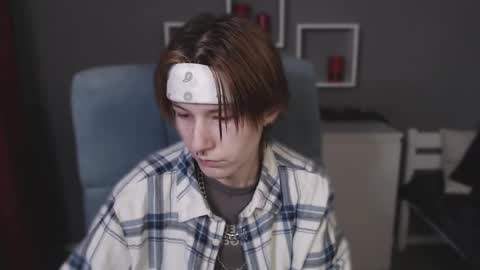 guitarandangell online show from February 3, 2:11 pm