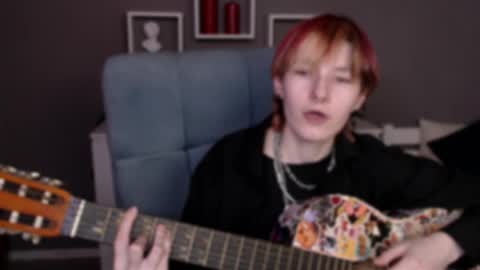 guitarandangell online show from April 6, 4:46 am