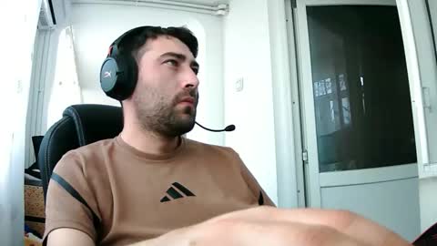 guliverreal online show from March 11, 1:39 pm