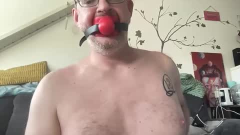 gummicasual online show from November 17, 12:55 pm