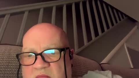 Snapshot of gusher25 chatting on February 9, 9:17 pm gusher25 online show from February 9, 9:17 pm