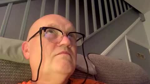 Snapshot of gusher25 chatting on October 19, 7:14 pm gusher25 online show from October 19, 7:14 pm