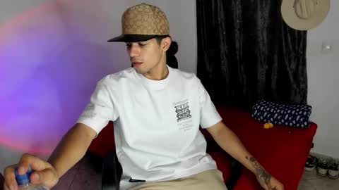 Guts online show from December 16, 6:46 pm