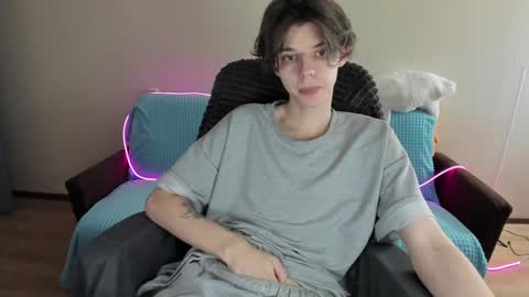 Snapshot of guy_liam1 chatting on February 1, 1:09 pm guy_liam1 online show from February 1, 1:09 pm
