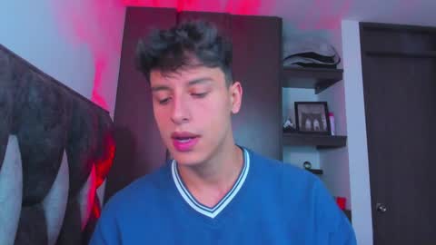 Snapshot of guy_twinks chatting on January 25, 7:07 pm Gabriel online show from January 25, 7:07 pm