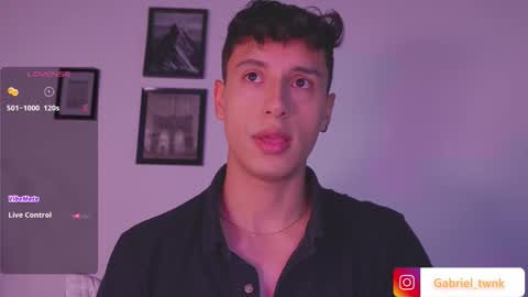 Snapshot of guy_twinks chatting on February 15, 5:48 am Gabriel online show from February 15, 5:48 am