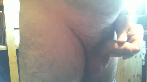 Snapshot of guypillard chatting on September 28, 9:03 am guypillard online show from September 28, 9:03 am