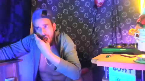 guyst049 online show from February 3, 2:53 am