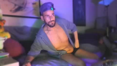 GuyST049 online show from March 14, 10:21 am