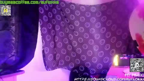 Snapshot of guyst_049 chatting on June 4, 9:04 am GuyST049 online show from June 4, 9:04 am