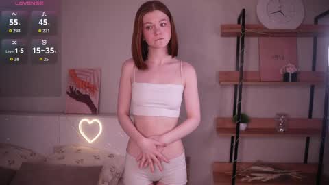 Snapshot of gwendatortoriello chatting on June 6, 11:04 am Hello everyone Im May online show from June 6, 11:04 am