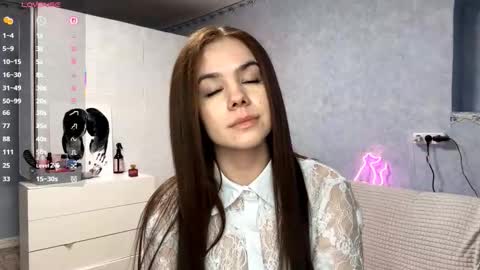 Alice online show from February 19, 5:09 pm