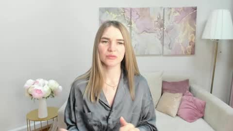 gwensmitt online show from May 28, 11:13 pm