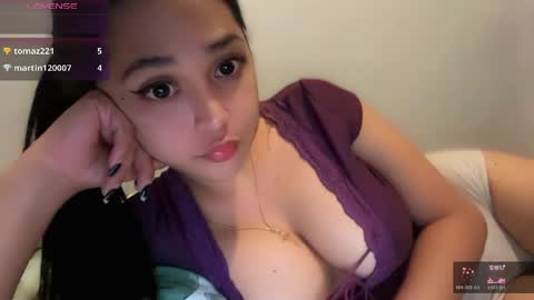 Gwyn online show from April 8, 2:17 pm