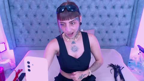 Gyal Smith online show from April 3, 3:37 am