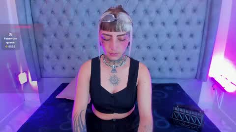Gyal Smith online show from May 12, 3:47 am