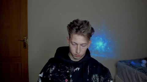 Oliver online show from January 24, 9:05 pm