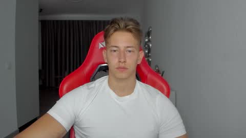 Oliver online show from October 24, 9:28 am