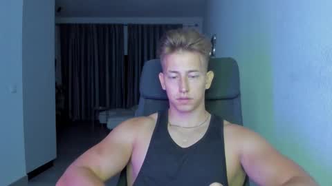 Oliver online show from November 28, 11:29 pm