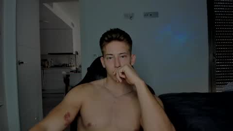 Oliver online show from April 14, 4:13 pm