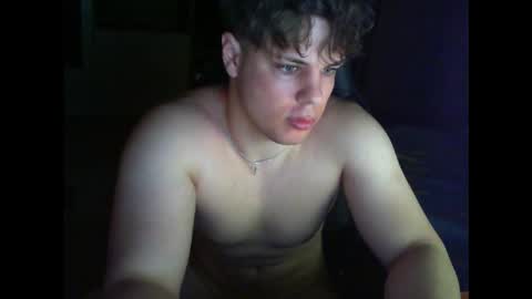 gymguy0505 online show from March 8, 8:01 pm