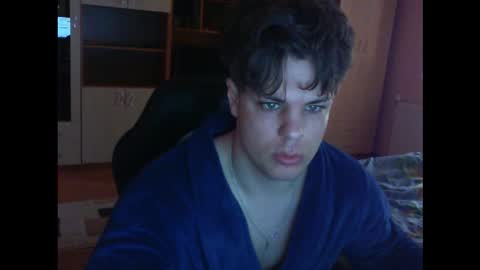 gymguy0505 online show from March 16, 10:19 am