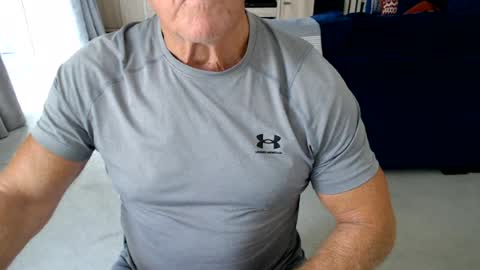 Snapshot of gymguyuk28 chatting on July 17, 11:17 am Gymguy online show from July 17, 11:17 am
