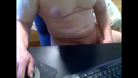 Snapshot of gymratt01 chatting on January 29, 5:45 pm gymratt01 online show from January 29, 5:45 pm