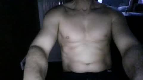 Snapshot of gymxxx_ chatting on January 11, 7:24 am gymxxx_ online show from January 11, 7:24 am