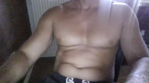 Snapshot of gymxxx_ chatting on July 11, 11:24 am gymxxx_ online show from July 11, 11:24 am