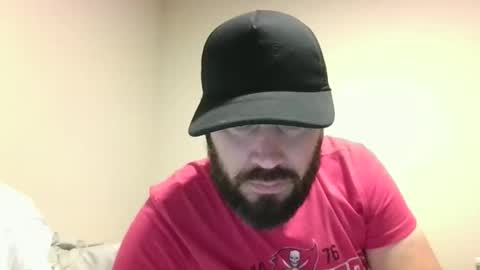 Snapshot of gzimport01 chatting on November 1, 12:01 am gzimport01 online show from November 1, 12:01 am