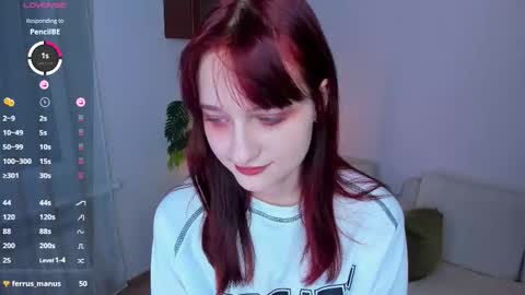 Kelly  Lilly online show from January 13, 9:31 pm