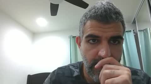 Snapshot of h0nest84 chatting on December 19, 6:34 am h0nest84 online show from December 19, 6:34 am