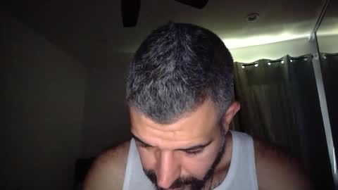 Snapshot of h0nest84 chatting on December 28, 4:52 pm h0nest84 online show from December 28, 4:52 pm