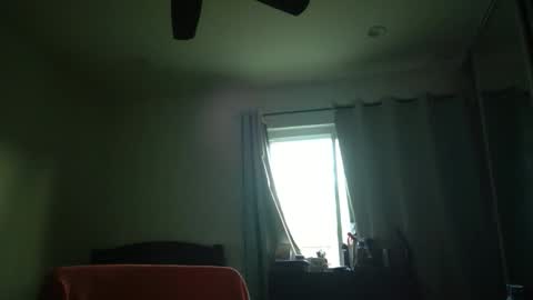 Snapshot of h0nest84 chatting on December 30, 12:22 am h0nest84 online show from December 30, 12:22 am