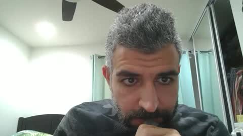 Snapshot of h0nest84 chatting on January 12, 1:53 am h0nest84 online show from January 12, 1:53 am