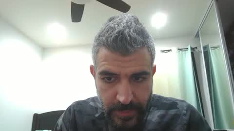 Snapshot of h0nest84 chatting on January 13, 1:02 am h0nest84 online show from January 13, 1:02 am