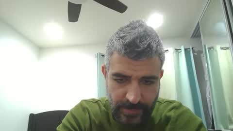 Snapshot of h0nest84 chatting on January 15, 7:37 am h0nest84 online show from January 15, 7:37 am