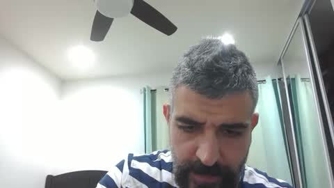 Snapshot of h0nest84 chatting on January 30, 6:46 am h0nest84 online show from January 30, 6:46 am