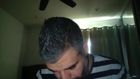 Snapshot of h0nest84 chatting on February 2, 5:15 pm h0nest84 online show from February 2, 5:15 pm