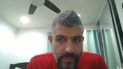 Snapshot of h0nest84 chatting on February 16, 5:26 am h0nest84 online show from February 16, 5:26 am