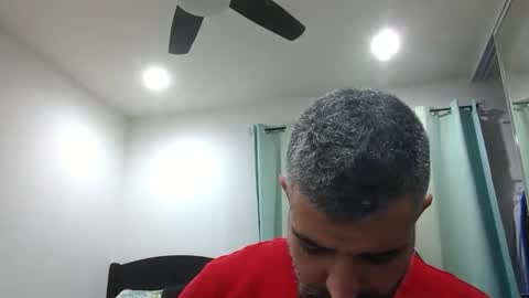 Snapshot of h0nest84 chatting on February 19, 6:00 am h0nest84 online show from February 19, 6:00 am